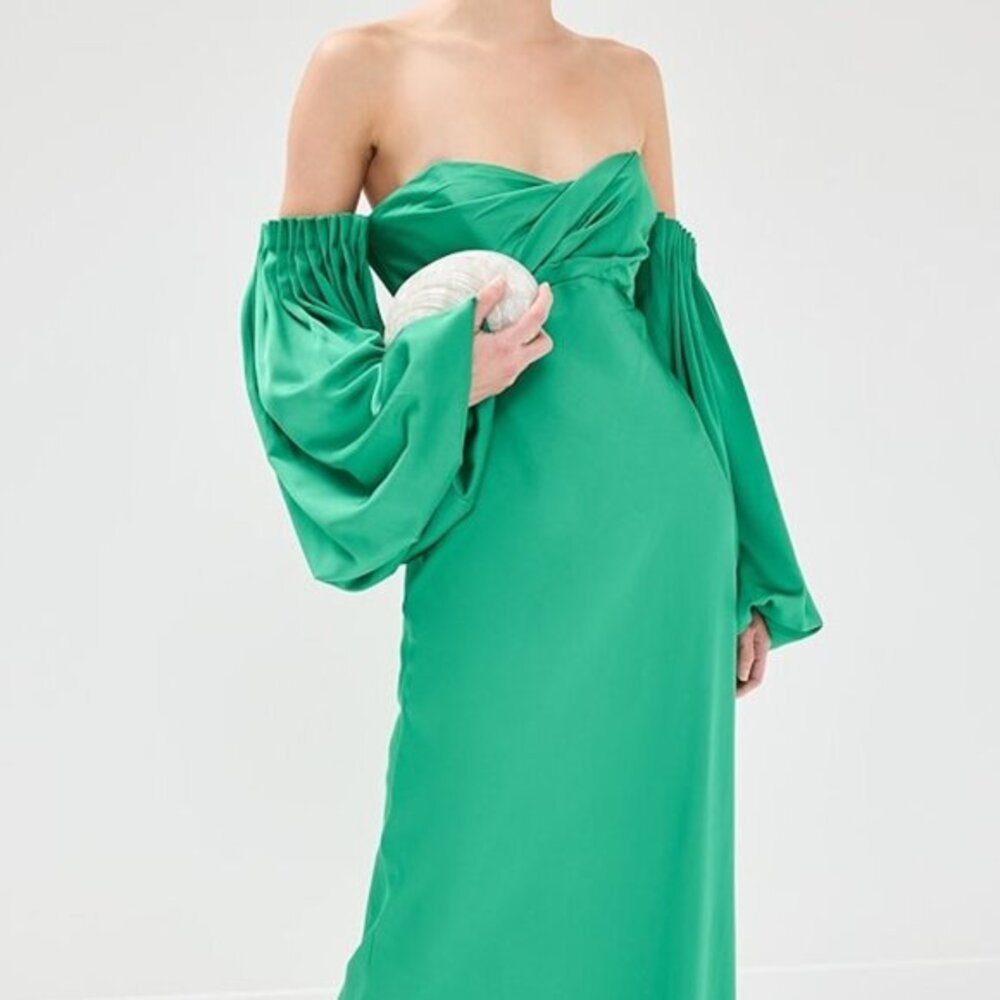 Significant Other Danika Off Shoulder Long Sleeve Maxi Dress in Green